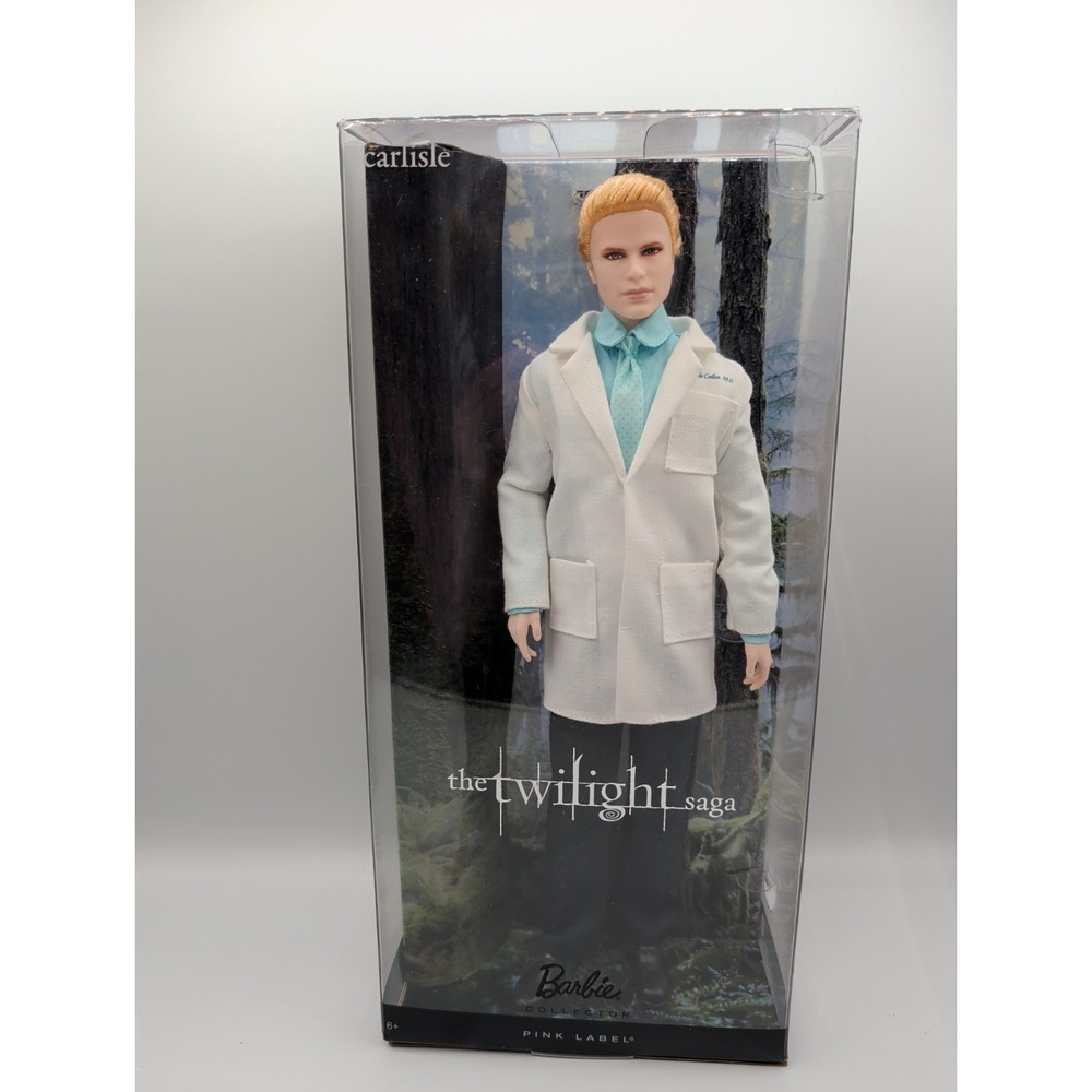 The Twilight Saga Barbie Collector Pink Label Carlisle Doll New X8246 Mattel